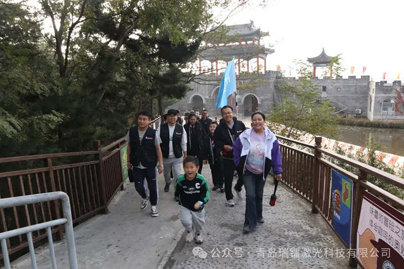 十年共成長(zhǎng)  揚(yáng)帆再啟航 十年共成長(zhǎng)  揚(yáng)帆再啟航