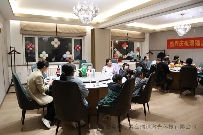 十年共成長(zhǎng)  揚(yáng)帆再啟航 十年共成長(zhǎng)  揚(yáng)帆再啟航